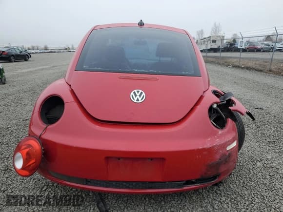 ✅ 2006 Volkswagen Beetle • VIN: 3VWRW31C26M418868 • Лот: 48263395. Опубликован ранее на Copart с пробегом 163 524 миль. Бесплатный доступ к архиву аукционных продаж из США и подробный отчёт об истории автомобиля на DreamBid. Изображение 6.