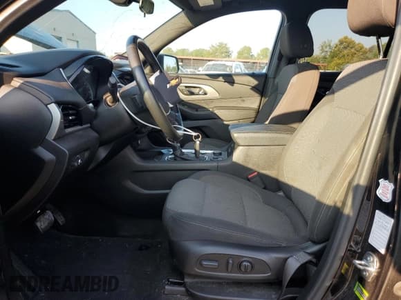 ✅ 2023 Chevrolet Traverse LT Cloth • VIN: 1GNERGKW3PJ127472 • Lot: 71702845. Wystawiony na Copart z przebiegiem 76 042 mil. Bezpłatny archiwum sprzedaży aukcyjnych z USA i szczegółowy raport historii pojazdu na DreamBid. Zdjęcie 7.