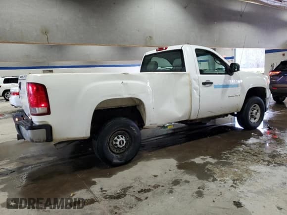 ✅ 2009 GMC Sierra 1500 • VIN: 1GTHC44K99F149921 • Lot: 42698865. Wystawiony na Copart z przebiegiem 251 415 mil. Bezpłatny archiwum sprzedaży aukcyjnych z USA i szczegółowy raport historii pojazdu na DreamBid. Zdjęcie 3.