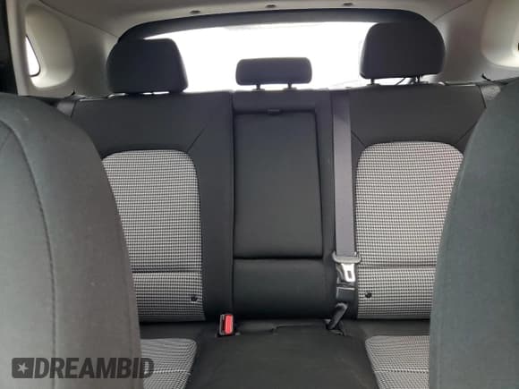 ✅ 2019 Hyundai Kona SEL • VIN: KM8K62AA5KU243191 • Лот: 59172394. Опубликован ранее на Copart с пробегом 70 426 миль. Бесплатный доступ к архиву аукционных продаж из США и подробный отчёт об истории автомобиля на DreamBid. Изображение 10.