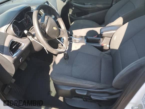 2019 Chevrolet Cruze LS с VIN 1G1BC5SM8K7133668, выставлен на аукционе Copart как лот 80787795 с пробегом 129 704 миль миль и Списание • Salvage title. История ставок и продаж доступна на DreamBid. Изображение 7.