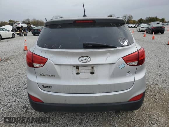 ✅ 2014 Hyundai Tucson Limited • VIN: KM8JU3AG6EU905599 • Lot: 90676155. Wystawiony na Copart z przebiegiem 188 671 mil mil. Skorzystaj z bezpłatnego archiwum sprzedaży aukcyjnych z USA i zobacz szczegółowy raport historii pojazdu na DreamBid. Zdjęcie 6.