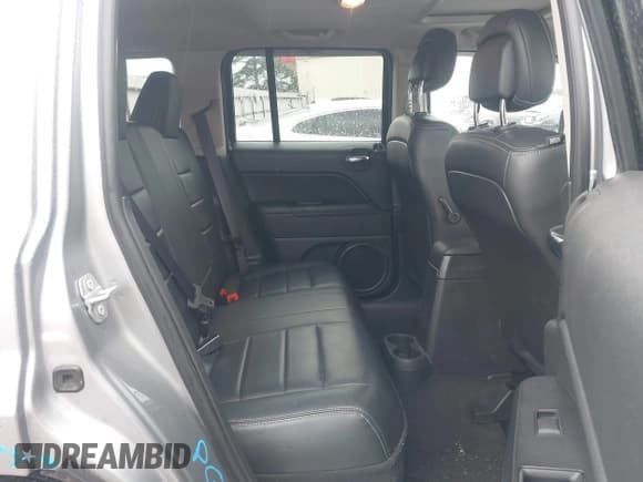 ✅ 2017 Jeep Patriot High Altitude • VIN: 1C4NJPFA5HD208035 • Lot: 42376397. Listed on IAAI with 71,652 mi. Free auction sales archive from the USA and detailed vehicle history report at DreamBid. Image 8.