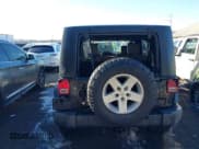 ✅ 2008 Jeep Wrangler Unlimited X • VIN: 1J4GA39148L640449 • Lot: 41327715. Listed on IAAI with 167,148 mi. Free auction sales archive from the USA and detailed vehicle history report at DreamBid. Image 16.