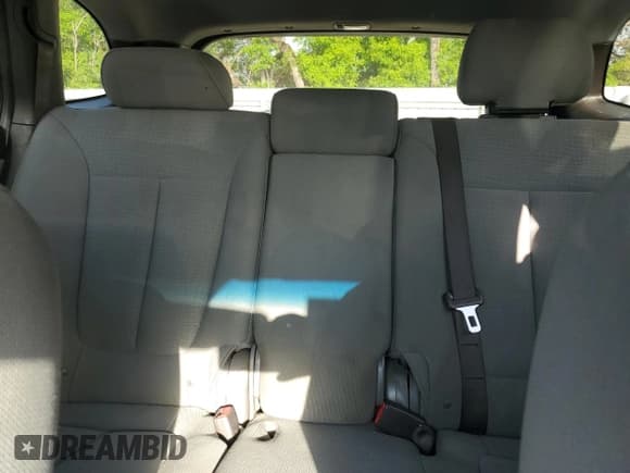 ✅ 2010 Hyundai Santa Fe GL • VIN: 5NMSG3AB1AH350194 • Lot: 50880575. Listed on Copart with 188,069 mi. Free auction sales archive from the USA and detailed vehicle history report at DreamBid. Image 10.