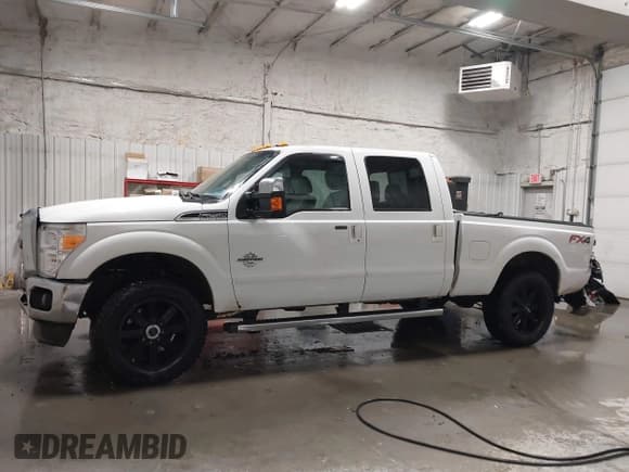 ✅ 2014 Ford F-250 XL • VIN: 1FT7W2BT7EEA67284 • Lot: 41827669. Listed on IAAI with 172,764 mi. Free auction sales archive from the USA and detailed vehicle history report at DreamBid. Image 14.