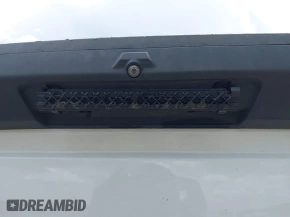 ✅ 2019 Ford F-250 XL • VIN: 1FT7W2B67KEG72329 • Lot: 42490688. Listed on IAAI with 145,729 mi. Free auction sales archive from the USA and detailed vehicle history report at DreamBid. Image 6.