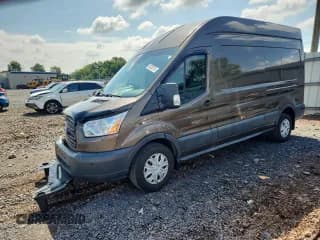 ✅ 2017 Ford Transit • VIN: 1FTYR2XV8HKA13794 • Лот: 61325715. Опубликован ранее на Copart с пробегом 68 126 миль. Бесплатный доступ к архиву аукционных продаж из США и подробный отчёт об истории автомобиля на DreamBid. Изображение 1.