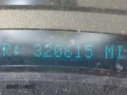 ✅ 2004 Chevrolet Silverado 1500 LS • VIN: 2GCEC19T541131533 • Lot: 43072565. Listed on IAAI with 320,615 mi. Free auction sales archive from the USA and detailed vehicle history report at DreamBid. Image 15.