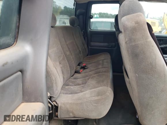 ✅ 2004 Chevrolet Silverado 1500 Z71 • VIN: 2GCEK19T341275147 • Лот: 73394564. Опубликован ранее на Copart с пробегом 299 485 миль. Бесплатный доступ к архиву аукционных продаж из США и подробный отчёт об истории автомобиля на DreamBid. Изображение 10.