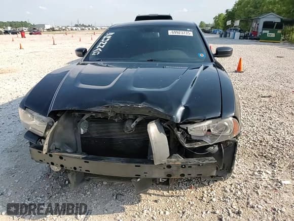 ✅ 2013 Dodge Charger RT Max • VIN: 2C3CDXCT6DH526414 • Lot: 69923735. Wystawiony na Copart z przebiegiem 100 032 mil. Bezpłatny archiwum sprzedaży aukcyjnych z USA i szczegółowy raport historii pojazdu na DreamBid. Zdjęcie 13.