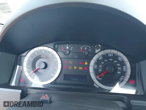 ✅ 2009 Ford Escape Limited • VIN: 1FMCU04739KB48262 • Lot: 42564760. Listed on IAAI with 175,058 mi. Free auction sales archive from the USA and detailed vehicle history report at DreamBid. Image 7.