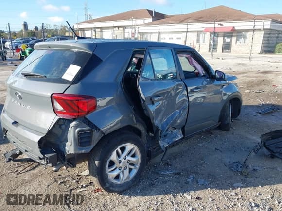 ✅ 2023 Hyundai Venue SE • VIN: KMHRB8A37PU226415 • Lot: 43488740. Listed on IAAI with 57,271 mi. Free auction sales archive from the USA and detailed vehicle history report at DreamBid. Image 4.