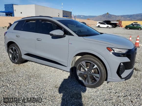 ✅ 2023 Audi Q4 e-tron Prestige • VIN: WA1M2BFZ6PP013246 • Lot: 82339293. Listed on Copart with 5,676 mi. Free auction sales archive from the USA and detailed vehicle history report at DreamBid. Image 4.
