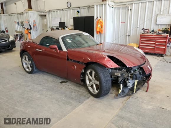 ✅ 2009 Pontiac Solstice GXP • VIN: 1G2MT35X39Y105764 • Lot: 60600505. Listed on Copart with 29,382 mi. Free auction sales archive from the USA and detailed vehicle history report at DreamBid. Image 4.