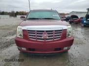 ✅ 2010 Cadillac Escalade Premium • VIN: 1GYUKCEF5AR209705 • Lot: 90145355. Wystawiony na Copart z przebiegiem 104 753 mil. Bezpłatny archiwum sprzedaży aukcyjnych z USA i szczegółowy raport historii pojazdu na DreamBid. Zdjęcie 5.