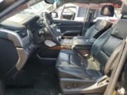 ✅ 2015 Chevrolet Suburban LTZ • VIN: 1GNSKKKC4FR527718 • Lot: 71055114. Wystawiony na Copart z przebiegiem 181 245 mil. Bezpłatny archiwum sprzedaży aukcyjnych z USA i szczegółowy raport historii pojazdu na DreamBid. Zdjęcie 7.