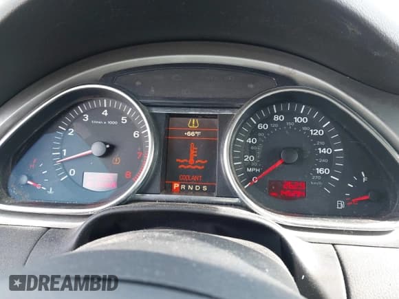 ✅ 2007 Audi Q7 Premium • VIN: WA1BV74L37D046989 • Lot: 41767091. Listed on IAAI with 145,294 mi. Free auction sales archive from the USA and detailed vehicle history report at DreamBid. Image 7.