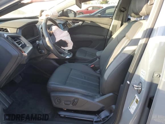 ✅ 2024 Audi Q4 e-tron Premium • VIN: WA1KUBFZ4RP047173 • Lot: 78742804. Listed on Copart with Not provided. Free auction sales archive from the USA and detailed vehicle history report at DreamBid. Image 7.