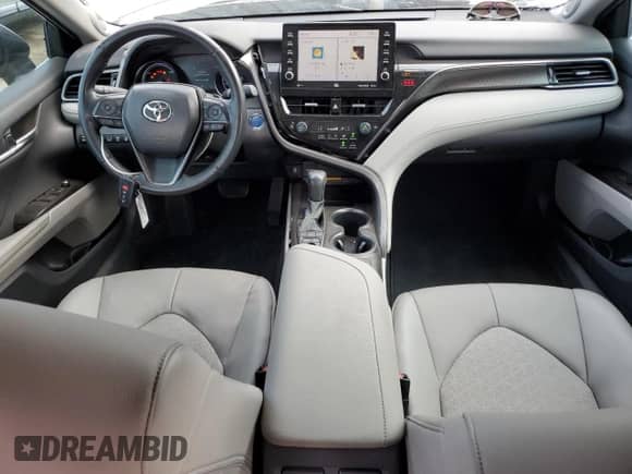 2021 Toyota Camry Hybrid XSE с VIN 4T1K31AK1MU555989, выставлен на аукционе Copart как лот 68739885 с пробегом 40 120 миль миль и Списание • Salvage title. История ставок и продаж доступна на DreamBid. Изображение 8.