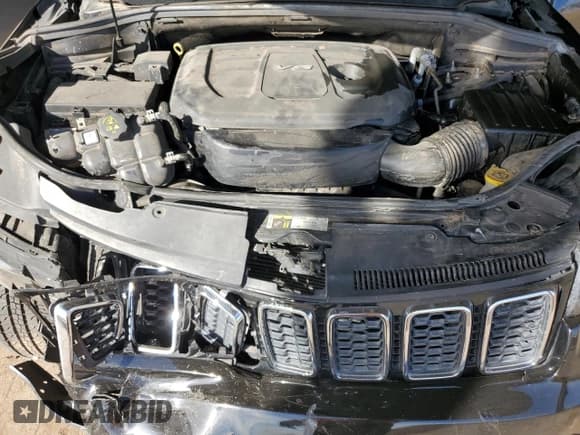 ✅ 2017 Jeep Grand Cherokee Limited • VIN: 1C4RJEBG7HC798342 • Lot: 92664845. Listed on Copart with 106,160 mi. Free auction sales archive from the USA and detailed vehicle history report at DreamBid. Image 12.