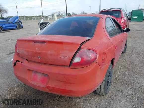 2000 Dodge Neon Highline z VIN 1B3ES46C7YD798916, wystawiony jako IAAI lot #41510560 z przebiegiem Nie podano mil oraz . Historia ofert i sprzedaży dostępna na DreamBid. Obrazek 4.