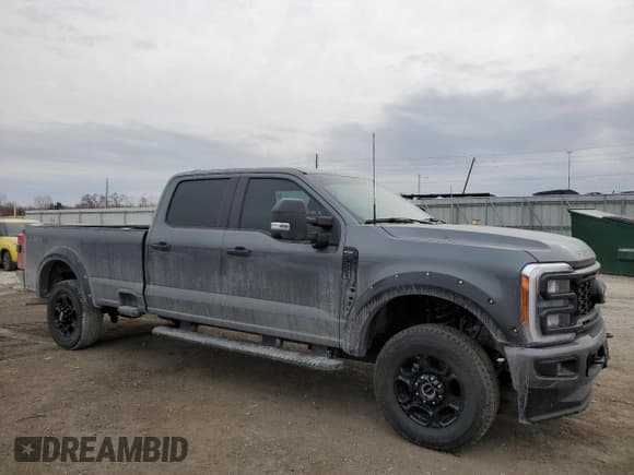✅ 2023 Ford F-250 XL • VIN: 1FT8W2BN6PEE15746 • Lot: 47474725. Listed on Copart with 14,601 mi. Free auction sales archive from the USA and detailed vehicle history report at DreamBid. Image 4.