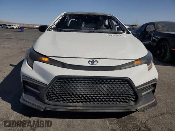 ✅ 2021 Toyota Corolla SE • VIN: 5YFM4MCE6MP072482 • Lot: 43141855. Wystawiony na Copart z przebiegiem 67 082 mil. Bezpłatny archiwum sprzedaży aukcyjnych z USA i szczegółowy raport historii pojazdu na DreamBid. Zdjęcie 5.