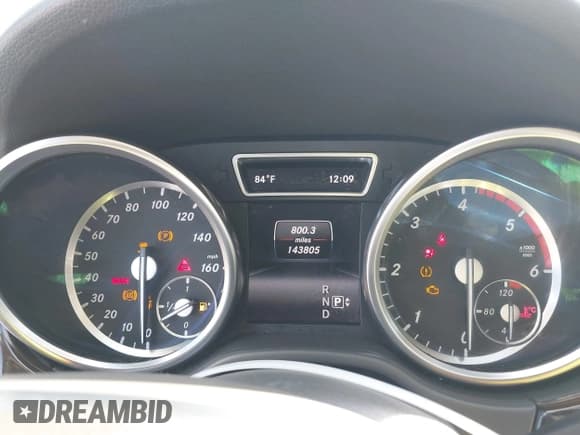 ✅ 2014 Mercedes-Benz M 350 • VIN: 4JGDA2EB6EA309666 • Lot: 43915898. Wystawiony na IAAI z przebiegiem 143 805 mil. Bezpłatny archiwum sprzedaży aukcyjnych z USA i szczegółowy raport historii pojazdu na DreamBid. Zdjęcie 7.