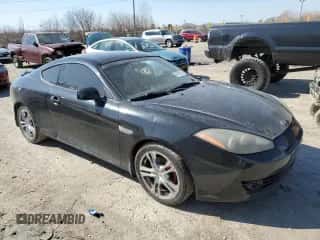 2008 Hyundai Tiburon GT z VIN KMHHN66F18U286993, wystawiony jako Copart lot #48743215 z przebiegiem 181 936 mil mil oraz Szkoda całkowita • Salvage title. Historia ofert i sprzedaży dostępna na DreamBid. Obrazek 4.