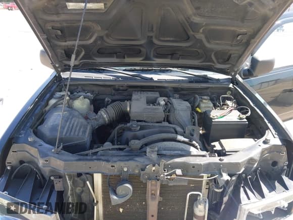 ✅ 2005 Chevrolet Colorado 1SE LS Z71 • VIN: 1GCDS136158289870 • Lot: 43173533. Listed on IAAI with 231,880 mi. Free auction sales archive from the USA and detailed vehicle history report at DreamBid. Image 10.