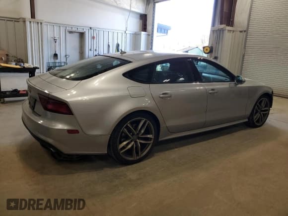 ✅ 2016 Audi A7 Premium Plus • VIN: WAUWGAFC0GN019722 • Lot: 89715215. Listed on Copart with 124,757 mi. Free auction sales archive from the USA and detailed vehicle history report at DreamBid. Image 3.