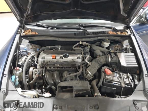 ✅ 2010 Honda Accord LX • VIN: 1HGCP2F32AA115671 • Lot: 43641321. Listed on IAAI with 147,727 mi. Free auction sales archive from the USA and detailed vehicle history report at DreamBid. Image 10.