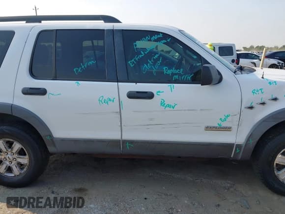✅ 2006 Ford Explorer XLT • VIN: 1FMEU63E56UA58168 • Lot: 43242478. Listed on IAAI with 158,155 mi. Free auction sales archive from the USA and detailed vehicle history report at DreamBid. Image 13.