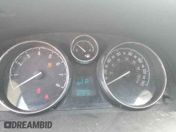 ✅ 2014 Chevrolet Captiva Sport LT • VIN: 3GNAL3EK5ES614816 • Lot: 57851635. Wystawiony na Copart z przebiegiem 86 525 mil. Bezpłatny archiwum sprzedaży aukcyjnych z USA i szczegółowy raport historii pojazdu na DreamBid. Zdjęcie 9.