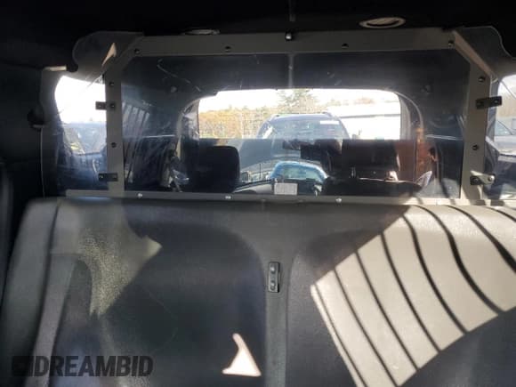 ✅ 2018 Ford Police Interceptor Utility • VIN: 1FM5K8AR9JGA84190 • Lot: 89681845. Listed on Copart with 107,391 mi. Free auction sales archive from the USA and detailed vehicle history report at DreamBid. Image 10.