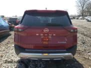 ✅ 2023 Nissan Rogue Platinum • VIN: JN8BT3DC0PW102383 • Lot: 48939485. Wystawiony na Copart z przebiegiem 21 507 mil. Bezpłatny archiwum sprzedaży aukcyjnych z USA i szczegółowy raport historii pojazdu na DreamBid. Zdjęcie 6.