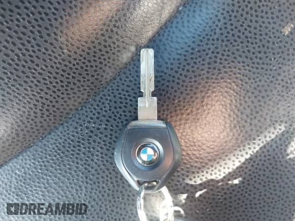 1998 BMW 3 Series Z3 1.9 with VIN 4USCH7330WLE10550, listed as a IAAI auction lot 43333873 with 84,380 mi miles and . Bid and sale history available at DreamBid. Image 11.