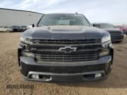 ✅ 2020 Chevrolet Silverado 1500 RST • VIN: 1GCRYEED0LZ350284 • Lot: 78880754. Wystawiony na Copart z przebiegiem 87 299 mil. Bezpłatny archiwum sprzedaży aukcyjnych z USA i szczegółowy raport historii pojazdu na DreamBid. Zdjęcie 5.