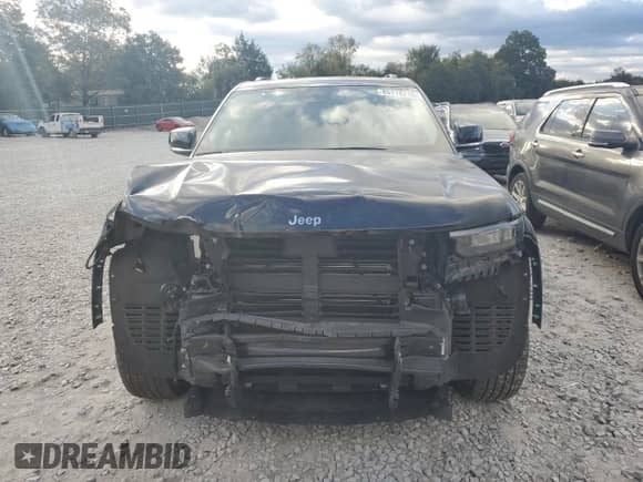 2022 Jeep Grand Cherokee Limited with VIN 1C4RJKBG6N8632522, listed as a Copart auction lot 85178215 with 39,215 mi miles and Salvage title. Bid and sale history available at DreamBid. Image 5.