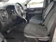 ✅ 2019 Chevrolet Silverado 1500 Custom • VIN: 1GCPWBEH5KZ388557 • Lot: 78073924. Wystawiony na Copart z przebiegiem 62 488 mil. Bezpłatny archiwum sprzedaży aukcyjnych z USA i szczegółowy raport historii pojazdu na DreamBid. Zdjęcie 7.