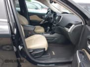 ✅ 2018 Jeep Cherokee Limited • VIN: 1C4PJMDB5JD516024 • Lot: 42156933. Wystawiony na IAAI z przebiegiem 159 761 mil. Bezpłatny archiwum sprzedaży aukcyjnych z USA i szczegółowy raport historii pojazdu na DreamBid. Zdjęcie 5.