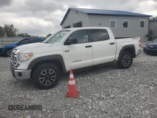 ✅ 2016 Toyota Tundra SR5 • VIN: 5TFDY5F11GX525013 • Лот: 70766025. Опубликован ранее на Copart с пробегом 108 458 миль. Бесплатный доступ к архиву аукционных продаж из США и подробный отчёт об истории автомобиля на DreamBid. Изображение 1.