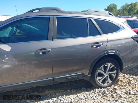 ✅ 2021 Subaru Outback Limited • VIN: 4S4BTANC8M3130004 • Лот: 40283449. Опубликован ранее на IAAI с пробегом 39 592 миль. Бесплатный доступ к архиву аукционных продаж из США и подробный отчёт об истории автомобиля на DreamBid. Изображение 14.