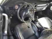 ✅ 2000 Toyota MR2 • VIN: JTDFR3201Y0005329 • Лот: 75106494. Опубликован ранее на Copart с пробегом Не указан. Бесплатный доступ к архиву аукционных продаж из США и подробный отчёт об истории автомобиля на DreamBid. Изображение 8.