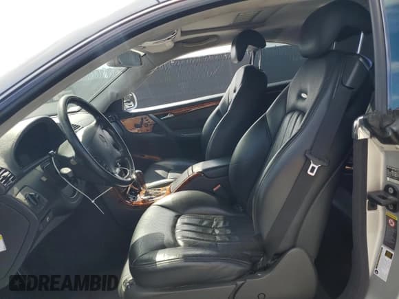 ✅ 2006 Mercedes-Benz CL • VIN: WDBPJ74J66A047459 • Lot: 85701005. Listed on Copart with 129,321 mi. Free auction sales archive from the USA and detailed vehicle history report at DreamBid. Image 7.