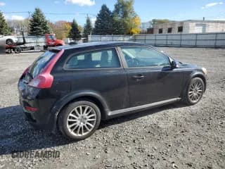 ✅ 2011 Volvo C30 • VIN: YV1672MK4B2203004 • Lot: 78787964. Wystawiony na Copart z przebiegiem 112 484 mil. Bezpłatny archiwum sprzedaży aukcyjnych z USA i szczegółowy raport historii pojazdu na DreamBid. Zdjęcie 3.