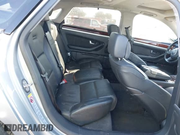 ✅ 2007 Audi A8 4.2L • VIN: WAUMV44EX7N003756 • Lot: 43585031. Wystawiony na IAAI z przebiegiem 156 837 mil. Bezpłatny archiwum sprzedaży aukcyjnych z USA i szczegółowy raport historii pojazdu na DreamBid. Zdjęcie 8.