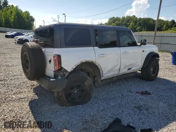 ✅ 2021 Ford Bronco • VIN: 1FMEE5DP6MLA69061 • Lot: 64564535. Wystawiony na Copart z przebiegiem 37 209 mil. Bezpłatny archiwum sprzedaży aukcyjnych z USA i szczegółowy raport historii pojazdu na DreamBid. Zdjęcie 3.