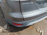 ✅ 2013 Ford Escape SE • VIN: 1FMCU9GX3DUD35255 • Lot: 42197543. Wystawiony na IAAI z przebiegiem 154 359 mil. Bezpłatny archiwum sprzedaży aukcyjnych z USA i szczegółowy raport historii pojazdu na DreamBid. Zdjęcie 6.